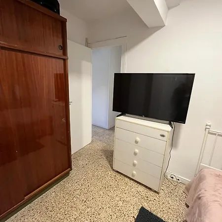 Matrimonio En Piso Compartido - Playa Del Cura - Nr 2 ホームステイ トレビエハ